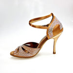 Load image into Gallery viewer, DELUXE MARIPOSA (L102 QB) - Scarpa da Ballo Donna in Raso Seta Bronzo Tan con Swarovski  Cinturino Incrociato alla Caviglia e Tacco a Spillo Laminato Oro Ramato
