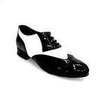 Load image into Gallery viewer, COTISO (108N) - Stringata a Coda di Rondine Mod. Oxford in Vernice Nera e Pelle Bianca
