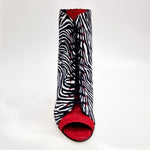 Carica immagine nella Galleria, ALEXIS Zebra (Art. 132) - Mezzo Stivaletto con Zip in Raso seta Zebra inserti in Camoscio Rosso Tacco a Spillo in Alluminio verniciato effetto Gommato Rosso

