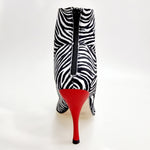 Carica immagine nella Galleria, ALEXIS Zebra (Art. 132) - Mezzo Stivaletto con Zip in Raso seta Zebra inserti in Camoscio Rosso Tacco a Spillo in Alluminio verniciato effetto Gommato Rosso
