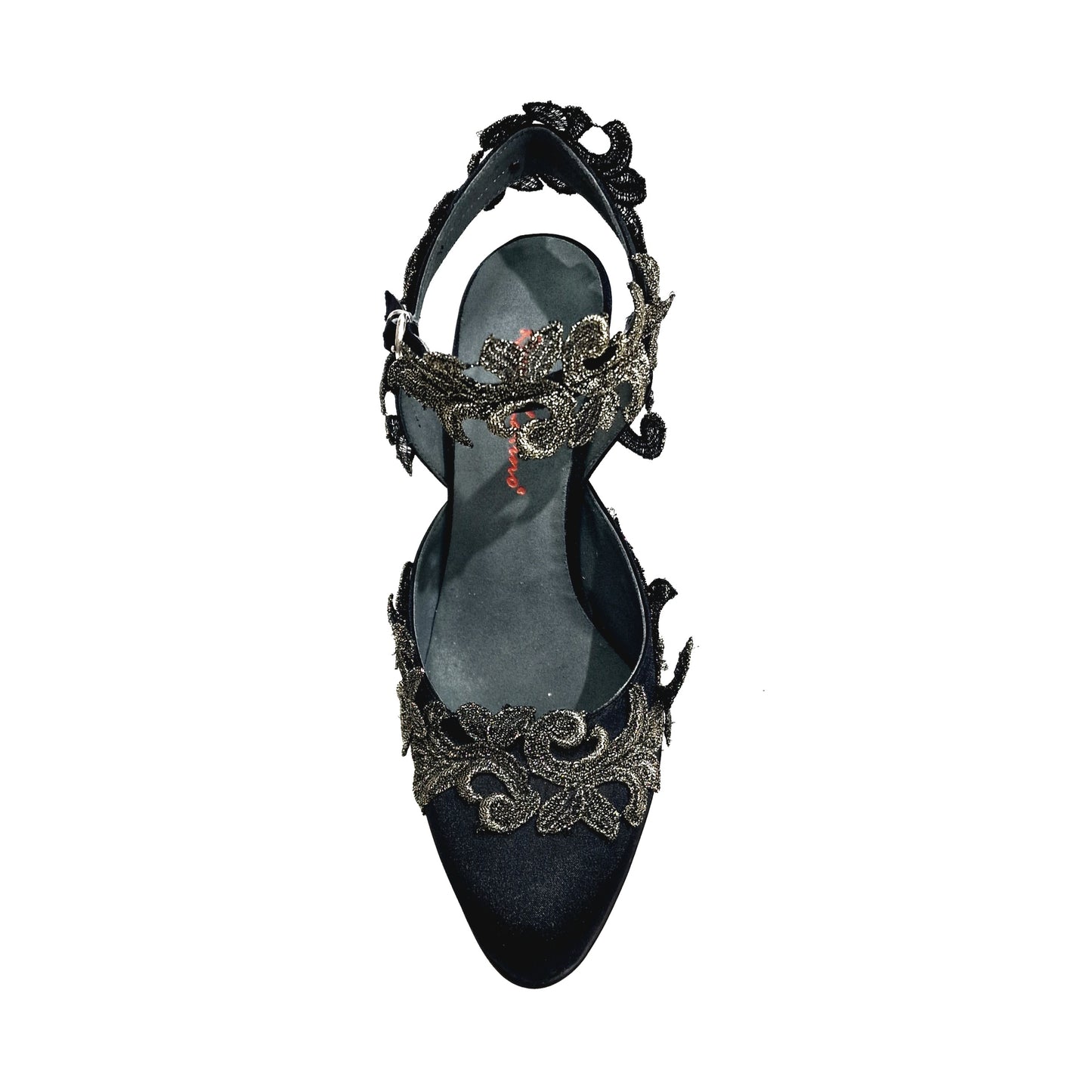 Sandalo donna Wish Dance NURYA/C PZ in raso di seta nera con applicazione in pizzo macramé e tacco a spillo smaltato nero.