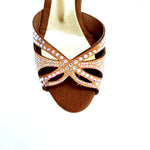 Carica immagine nella Galleria, Deluxe Butterfly (L2) - Scarpa da Ballo in Raso Seta Bronzo Tan con Swarovski e Tacco basso a Rocchetto
