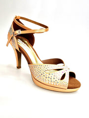 Load image into Gallery viewer, DELUXE MARIPOSA (LP102 QB) - Scarpa da Ballo in Raso Seta Carne Flash con Swarovski Boreali Tacco Basso a Spillo Largo e Plateau Flex
