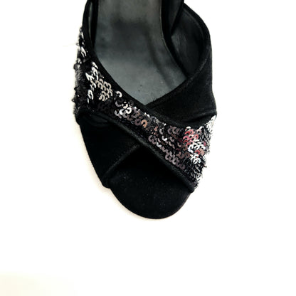 Sandalo donna Wish Dance, AMINA/P F.533, tallone in camoscio nero con paillettes bicolore silver e nero, tacco a rocchetto smaltato