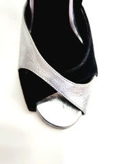 Carica immagine nella Galleria, AMINA F.533 (R.L. by WISH DANCE) - Sandalo da donna  in camoscio Nero e Pelle Argento  con Tacco a Spillo Largo
