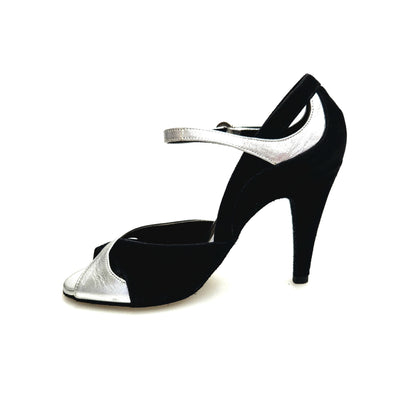 Sandalo donna Wish Dance in camoscio nero e pelle argento con tacco a spillo largo, elegante e alla moda.