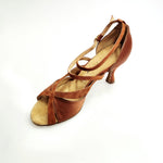 Load image into Gallery viewer, LIVIA (T104 R.L. by WISH DANCE) - Scarpa in Camoscio Bronzo Tan e Raso seta Bronzo Tan Tacco Basso Rocchetto Tondo Suola Extraflex
