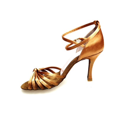 Scarpa da ballo donna Patty QB in raso seta bronzo con cinturino doppio, fascette e tacco a rocchetto, su suola liscia.