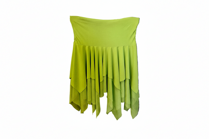 Gonna a punte tagliate a mano in microfibra e tulle elasticizzato, tono su tono, con design fluido e dettagli eleganti.