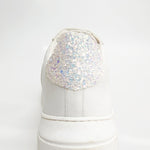 Load image into Gallery viewer, MIKI Cielo Perla (SK2) - Sneaker in Pelle Bianca Fori Traspiranti inserti Kristall Celeste Perla Boreale Foderata in tessuto antisudore traspirante sottopiede confort plus con Suola in Lattice Bianca
