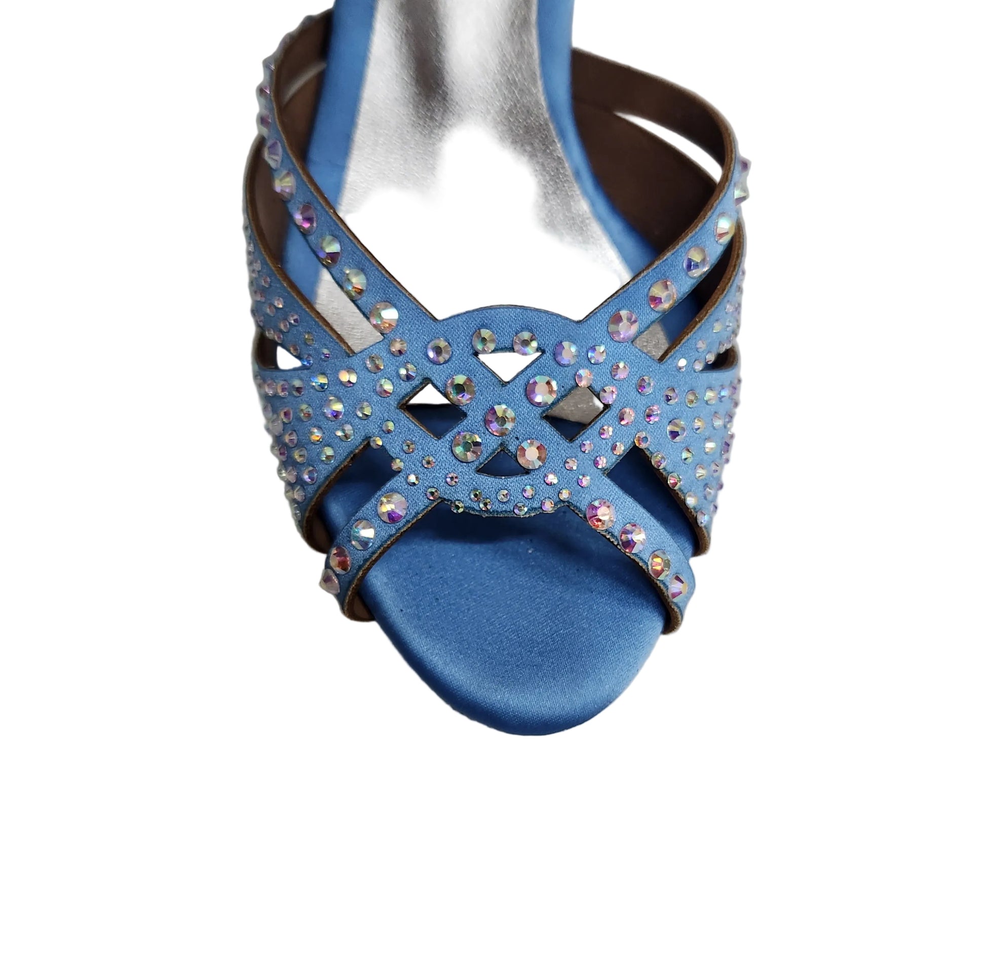 Scarpa da ballo SAMIRA L19 in raso seta azzurro cielo con Swarovski Boreali e tacco basso a rocchetto, Wish Dance Shop