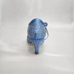 Carica immagine nella Galleria, SAMIRA (L19) - Scarpa da Ballo in Raso Seta Azzurro Cielo Con Swarovski Boreali e Tacco Basso a Rocchetto
