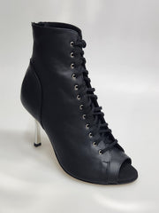 Carica immagine nella Galleria, ALEXIS Black Silver (Art. 132) - Mezzo Stivaletto con Zip in Pelle Nera Tacco a Stiletto Squadrato Sottile in Alluminio Laminato Argento
