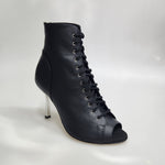 Carica immagine nella Galleria, ALEXIS Black Silver (Art. 132) - Mezzo Stivaletto con Zip in Pelle Nera Tacco a Stiletto Squadrato Sottile in Alluminio Laminato Argento
