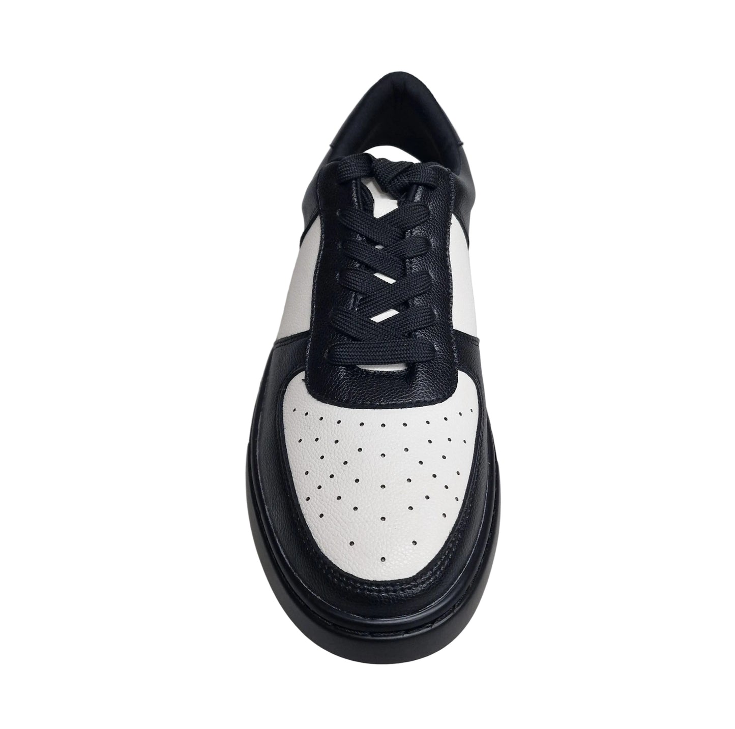 Sneaker Wish Dance Shop in ecopelle vegana bianca e nera, suola nera in gomma e resina, dettagli cerchi bianchi pivot.