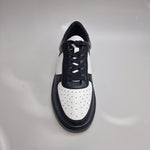 Load image into Gallery viewer, REY Black/White (L0701FCE) - Sneaker in Ecopelle Vegan Bianca e Nera Suola Nera in Gommina e Resina Tecnica
