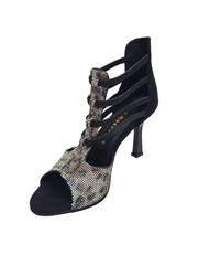 Carica immagine nella Galleria, SESHAT Leopard Swarovki (460F) - Sandalo da Donna in Camoscio Nero Elastici Neri con Livrea Leopardo in Swarovski Bianchi Neri Champagne e Oro e tacco a Rocchettino Smaltato Nero
