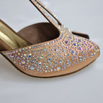 Load image into Gallery viewer, MIRIAM Temptation Plus (L6) - Scarpa Da Donna in Raso Seta Carne Flash Con Swarovski Boreali e Tacco a Rocchetto
