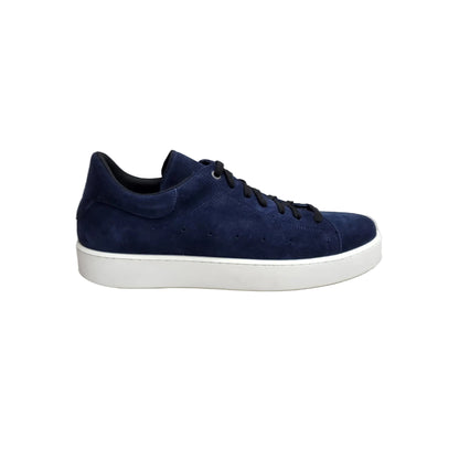Sneaker NIKOLAS SK5 in vero camoscio blu notte con suola in microfibra bianca e interni traspiranti, marca Wish Dance Shop