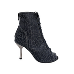 Carica immagine nella Galleria, ALEXIS Silver Black (Art. 132) - Mezzo Stivaletto con Zip in Sunseet Canna di Fucile Tacco a Stiletto Squadrato Sottile in Alluminio Laminato Grigio Canna di Fucile
