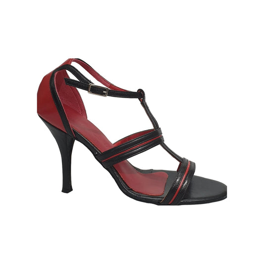Sandalo in pelle nera Outlet con intarsi rossi, modello 3141 TPDA, dettaglio di scarpa elegante e alla moda.