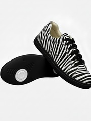 Load image into Gallery viewer, Ataca Suprema Vortice (FCE) - Sneaker Ecopelle Totale Nera materiale Vegan confort Light Flex Suola Bianca in Gommina e Resina Tecnica
