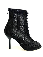 Load image into Gallery viewer, CONNY Fish Black (Art. 130) - Sandalo Mezzo Stivaletto con Zip in Fish Nero e Rete Nera Glitterata Tacco a Stiletto squadrato Smaltato Nero
