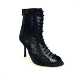 Load image into Gallery viewer, CONNY Fish Black (Art. 130) - Sandalo Mezzo Stivaletto con Zip in Fish Nero e Rete Nera Glitterata Tacco a Stiletto squadrato Smaltato Nero
