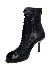 Load image into Gallery viewer, CONNY Fish Black (Art. 130) - Sandalo Mezzo Stivaletto con Zip in Fish Nero e Rete Nera Glitterata Tacco a Stiletto squadrato Smaltato Nero
