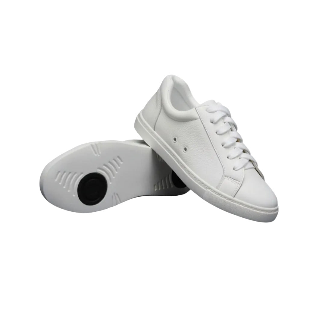 Sneaker ecopelle bianca ATACA White Vortex Wish Dance Shop con suola bianca, dettagli neri e design leggera e flessibile.