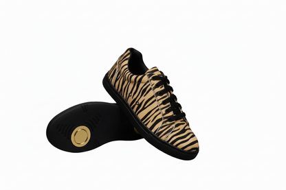 Sneaker Wish Dance Shop ATACA Tiger Black Gold Vortex con disegno tigre bengala beige, suola nera in gomma e resina, materiale vegan.