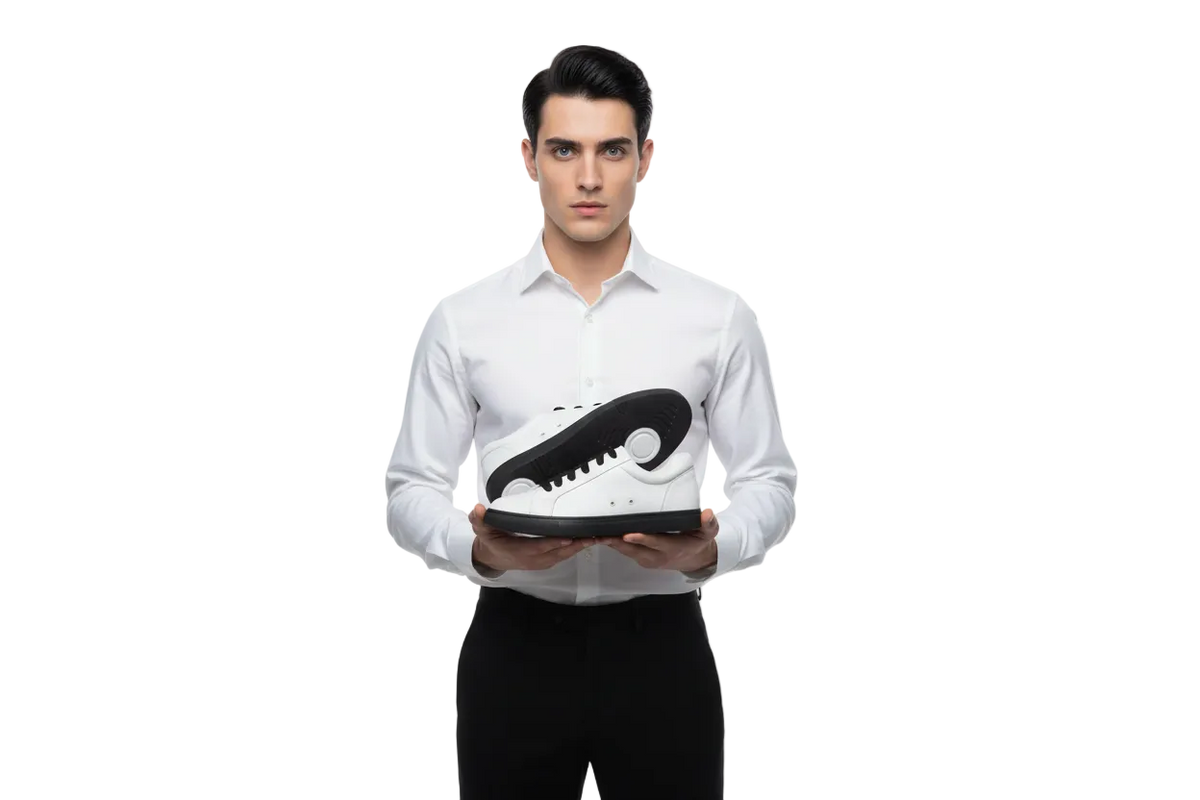 Sneaker ecopelle bianca ATACA Dalmy Vortex con suola nera in gomma e resina, design moderno, comfort light flex, tecnica pivot.