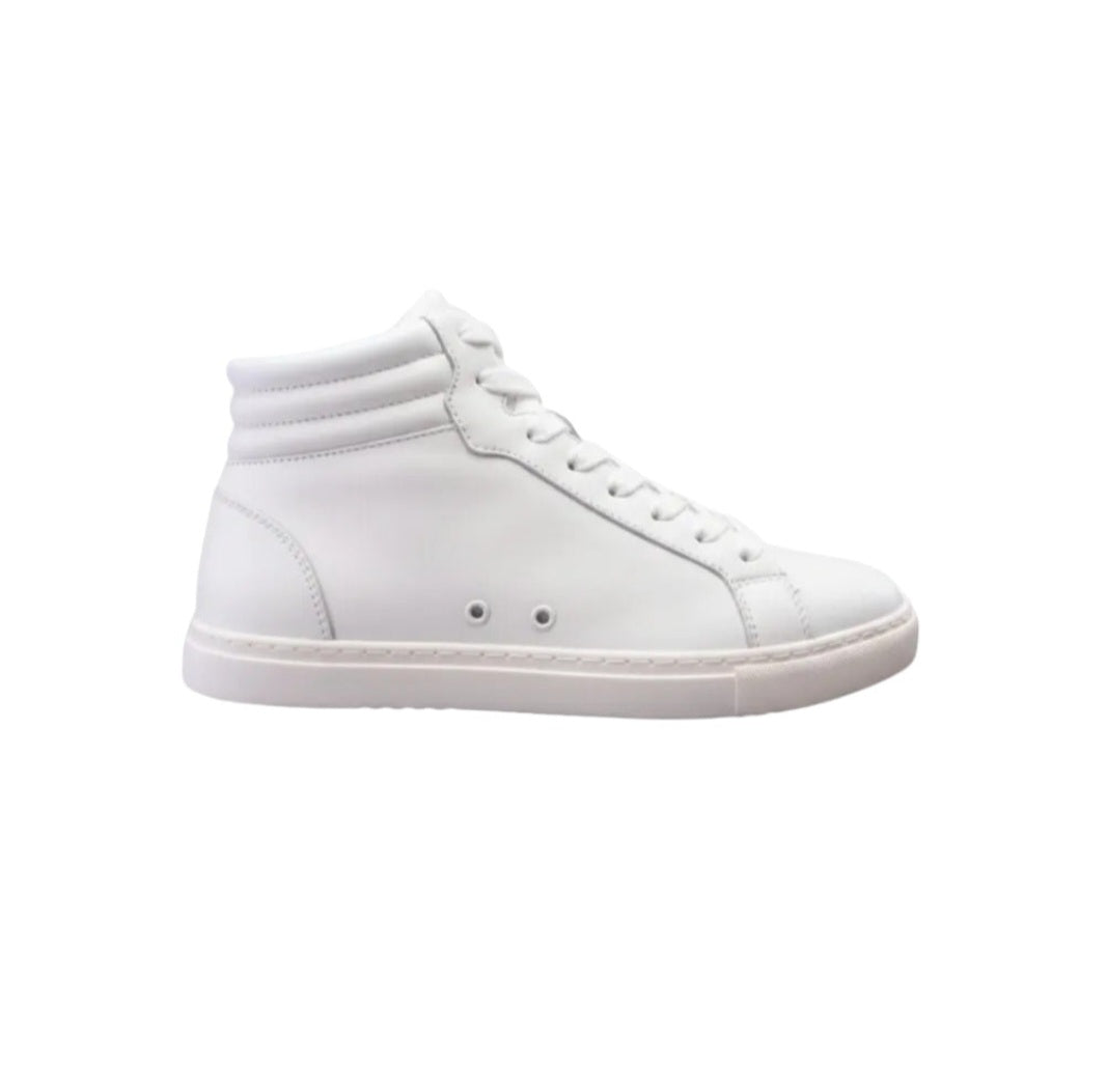 Sneaker GERO White Vortex Wish Dance Shop, scarpa alta in ecopelle vegana bianca, suola bianca, dettagli neri e design confortevole