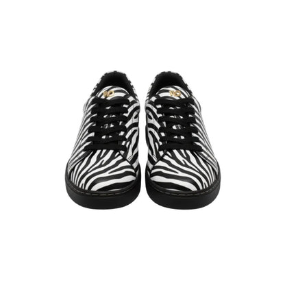 Sneaker Wish Dance Shop ATACA Zebry Black Silver Vortex in tessuto zebrato, suola nera in gomma e resina, dettagli argento pivot.