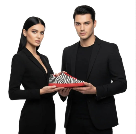 Sneaker Wish Dance Shop ATACA Zebry Red Gold Vortex in tessuto zebrato vegan, suola rossa in gomma e resina, dettagli oro.