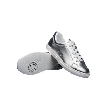 Sneaker ecopelle bianca ATACA White Vortex Wish Dance Shop, con suola bianca in gomma e resina, dettagli neri e design leggero.