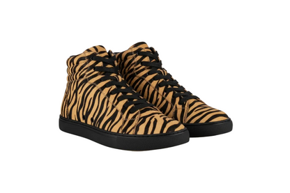 Sneaker GERO Tiger Black Gold Vortex Wish Dance con design tigre del Bengala, suola nera in gomma e dettagli in oro pivot.