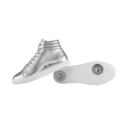 Sneaker GERO Noah Silver Vortex in ecopelle vegana argento, collo alto, suola bianca, dettagli in argento, design moderno e confortevole