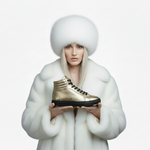 Carica immagine nella Galleria, Sneaker GERO Gold Black Vortex Wish Dance Shop, scarpa alta ecopelle oro, suola nera gomma e resina, dettagli oro pivot.
