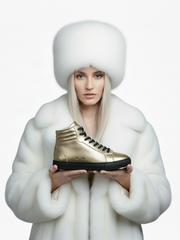 Carica immagine nella Galleria, GERO Gold Black Vortex (L0703FCE) - Sneaker Collo Alto Ecopelle Totale Oro materiale Vegan confort Light Flex Suola Nera in Gommina e Resina Tecnica Cerchi Oro Pivot