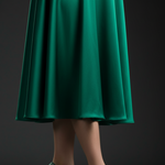 Carica immagine nella Galleria, NORA Dreams Green (L2576S) - Scarpa da Ballo da Donna in Raso Verde Smeraldo cinturino incrociato al Collopiede con Strass Boreali Tacco a Rocchetto

