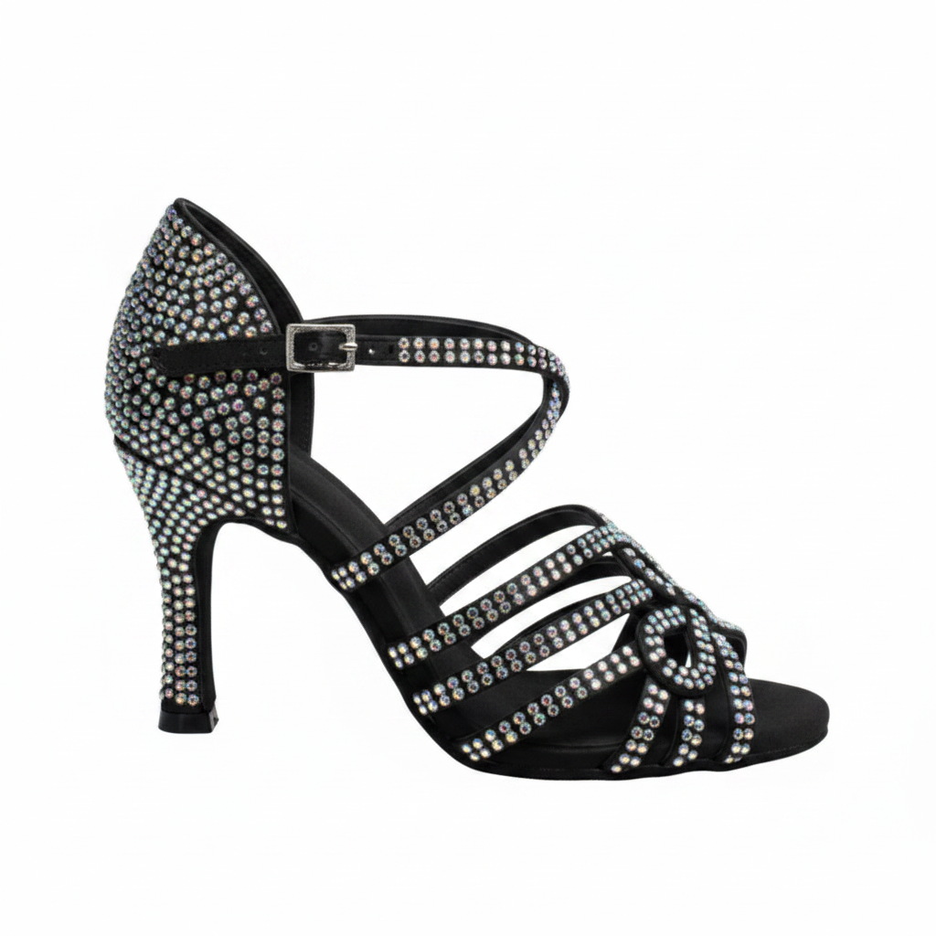 Scarpa da ballo da donna NORA Dreams Black in raso nero con cinturino incrociato, strass e tacco a rocchetto.