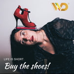 Carica immagine nella Galleria, Jenny (18/06) - Scarpa in camoscio rosso con dettagli e cinturini in vernice nera
