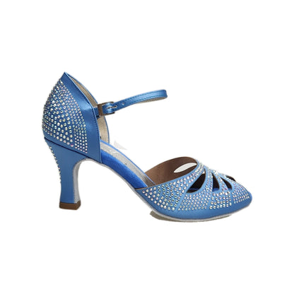 Scarpa da ballo Alexa LP4 in raso seta azzurro cielo con Swarovski Boreali e tacco a rocchetto, stile elegante e raffinato.