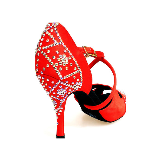 Scarpa da donna Consuelo Plus QC Wish Dance Shop in raso seta rosso con Swarovski Boreali e cinturino incrociato sul collo.