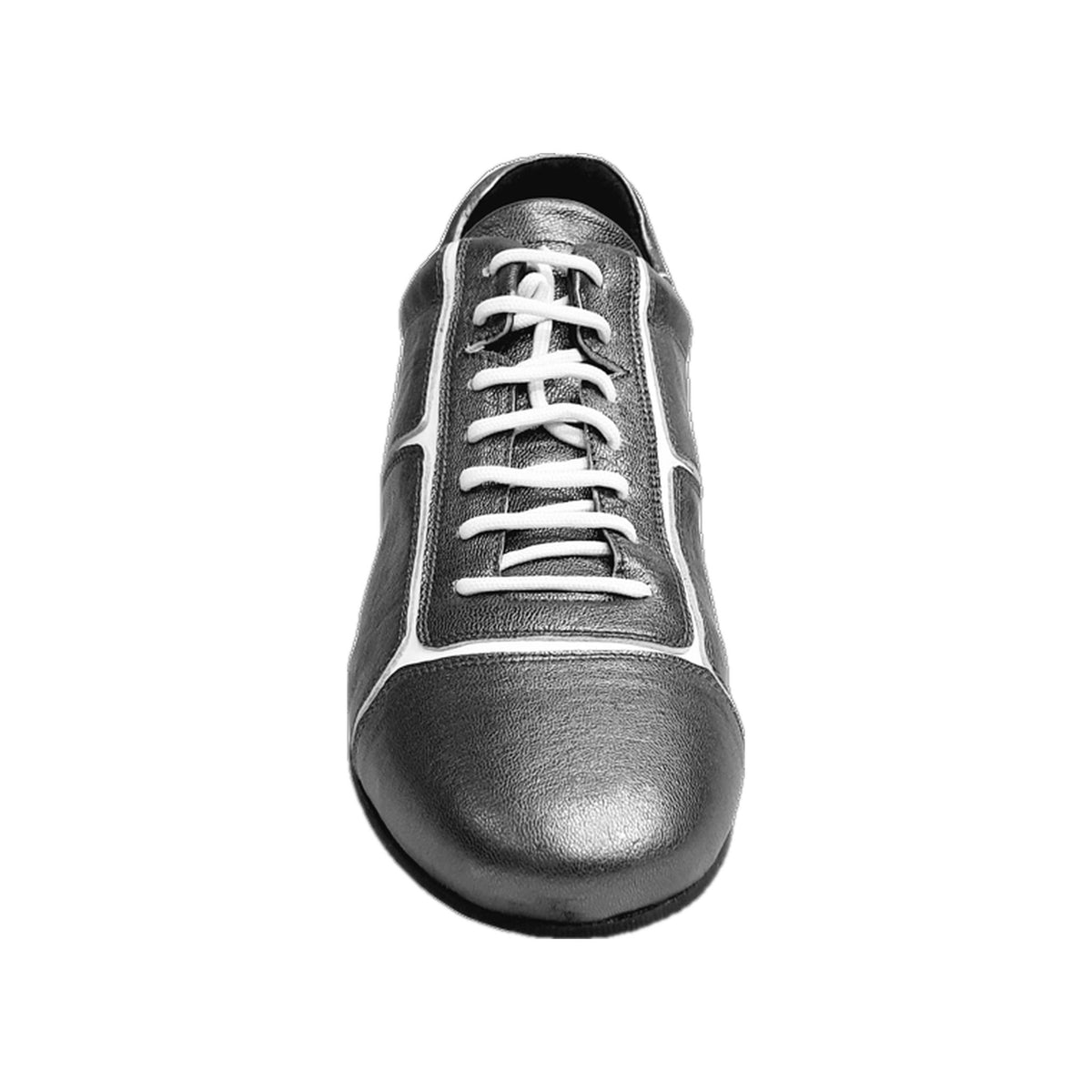 Scarpa Daniel Wish Dance in pelle satinata bianca con inserti in vernice, suola in acciaio Melissa, stile sneakers elegante.