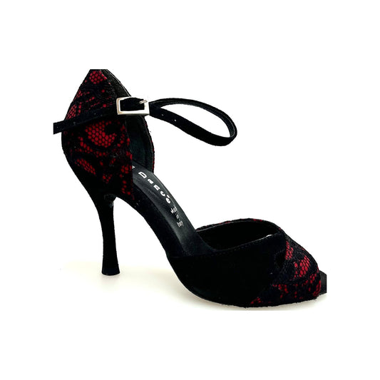 Scarpa da donna Ely QA Wishdance in pizzo fiore nero con base in raso rosso e camoscio nero, dettagli eleganti e femminili