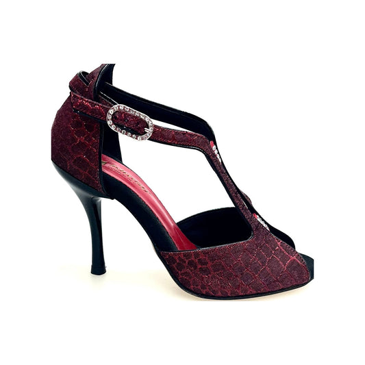 Scarpa da donna Fascino 401 in Sunset rosso con dettagli neri, tacco a spillo smaltato nero, elegante e alla moda.