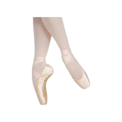 Punte da danza classica Grishko 2007 ProFlex, morbidezza e larghezza professionale, ideali per ballerine esperte.