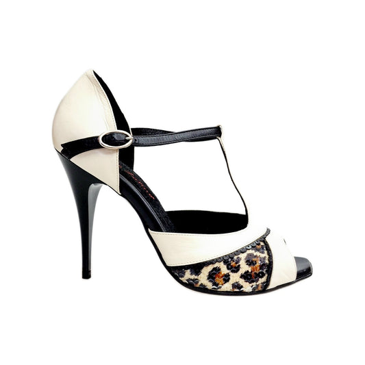 Scarpa in pelle beige e nera Wish Dance Janis F.626 con inserto paillettes leopardate, tacco a spillo smaltato nero.
